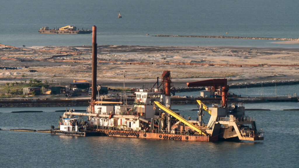 2_Innovative Solutions for Connecting Dredge Pipelines in Construction