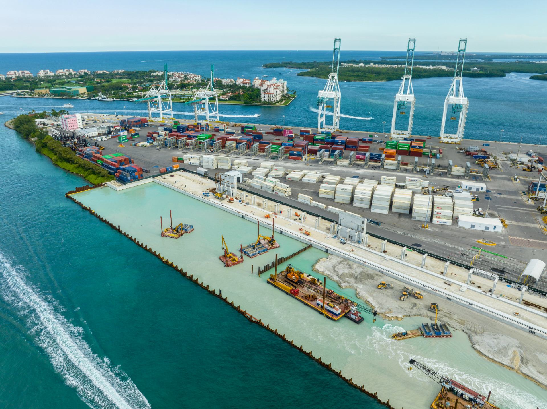 Choosing the Right Industrial Dredging Services Provider Key Factors to Consider