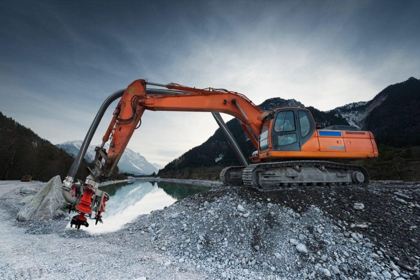 Boost Efficiency with an Excavator Dredge Attachment A Contractor’s Guide